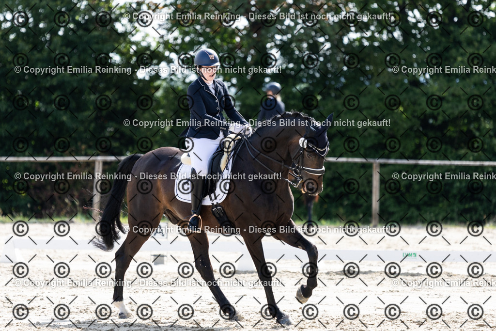 CL5A5922 | Emilia Reinking Fotografie - Realisiert mit Pictrs.com