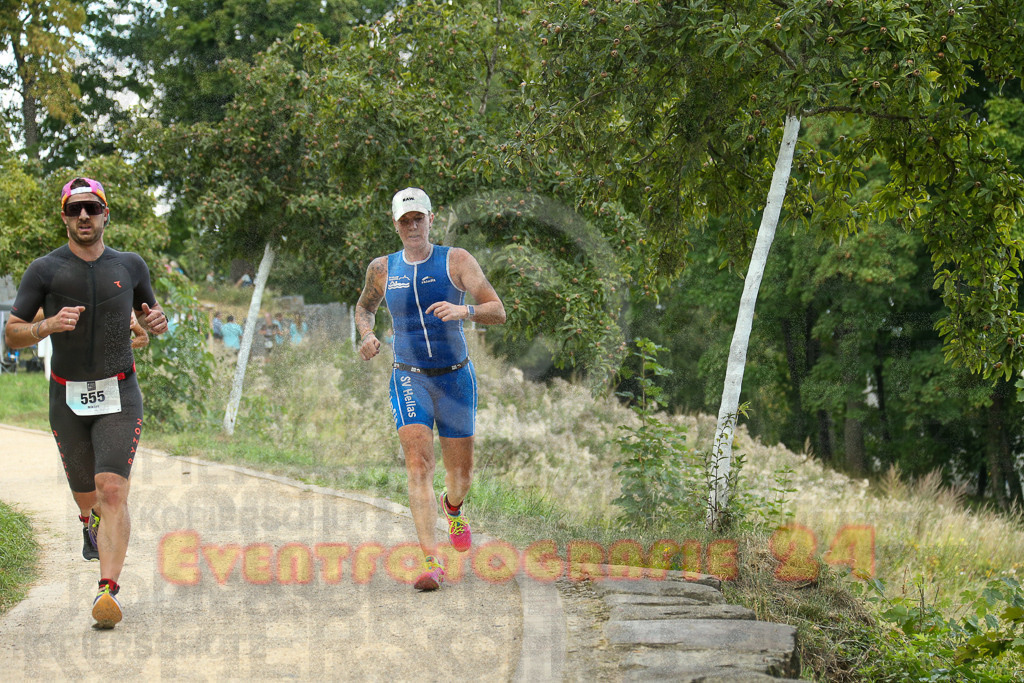 250824_1357_EX1_4411 | Sportfotografie im Rhein-Sieg Kreis, Köln, Bonn, NRW, Rheinland Pfalz, Hessen, etc. Unser Tätigkeitsfeld umfasst den Laufsport vom Volkslauf über den Marathon, Duathlon, Triathon bis zum Ultralauf wie Kölnpfad Ultra oder Schindertrail.