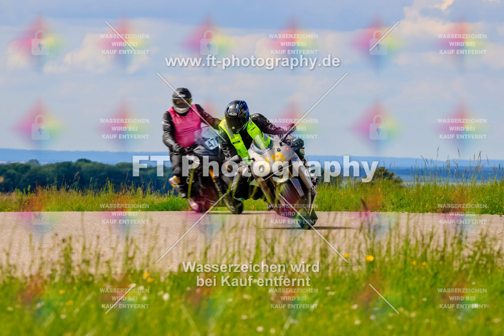 MotoTeam-0856 | Hier findet Ihr Bilder von Touristenfahrten auf der Nürburgring Nordschleife oder von anderen Veranstaltungen die ich besucht habe. Viel Spass beim Durch Schauen 