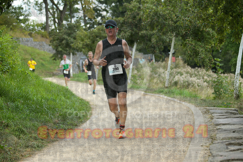 250824_1402_EX1_4757 | Sportfotografie im Rhein-Sieg Kreis, Köln, Bonn, NRW, Rheinland Pfalz, Hessen, etc. Unser Tätigkeitsfeld umfasst den Laufsport vom Volkslauf über den Marathon, Duathlon, Triathon bis zum Ultralauf wie Kölnpfad Ultra oder Schindertrail.