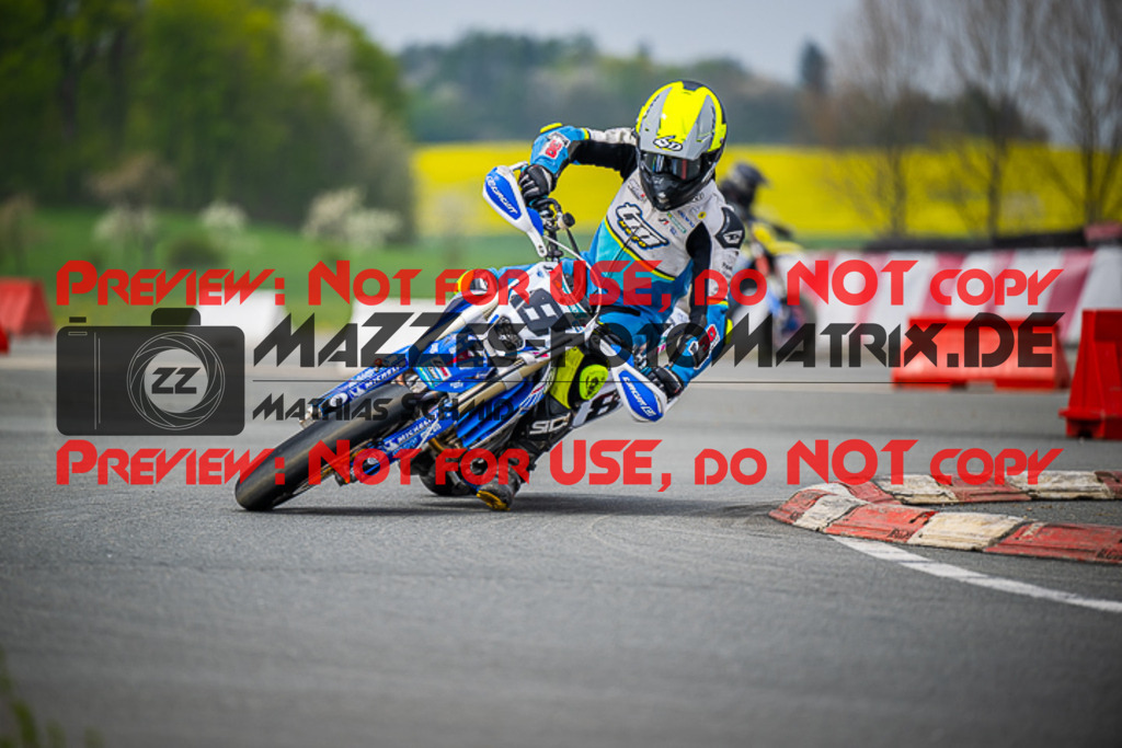 MaZZes_FotoMatrix_230507_8812 | S1