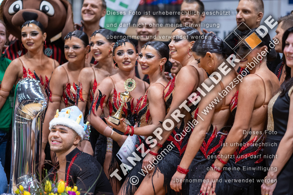20260328-04246 | Hier finden Sie Tanz Bilder vom Latein und Standard Formationen tanzen. Sportbilder vom Tanzsport. Schöne Fotos und von Weltmeisterschaft, Europameisterschaft, Bundesliga, Regionalliga, Oberliga und Landesliga sowie von GOC Stuttgart, DanceComp, WM Bremen