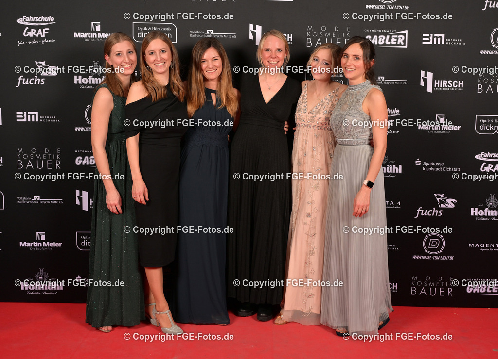 20240114-fge-fotos-0495 | Eröffnungsball der FGE am 14.01.2024 im Alten Stadttheater in Eichstätt. - Realisiert mit Pictrs.com