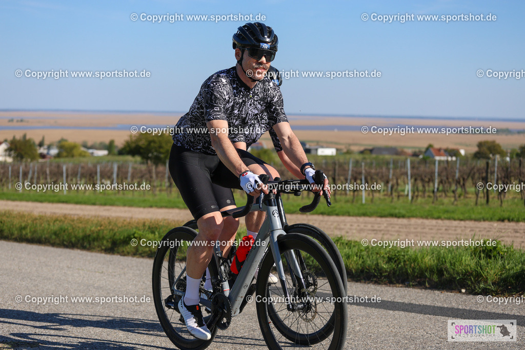 IMG_0164 | @sportshot_your_pictrs #yourpictures#roadtowm2029 #nrm #neusiedlerseeradmarathon #neusiedlersee #neusiedlerseetourismus #burgenland #mörbisch #nrm26 #burgenlandtourismus #voglundco #poweredbyburgenlandtourismus #radsport #rad #marathon #ucigranfondo #visitburgenland #ucigranfondoworldseries