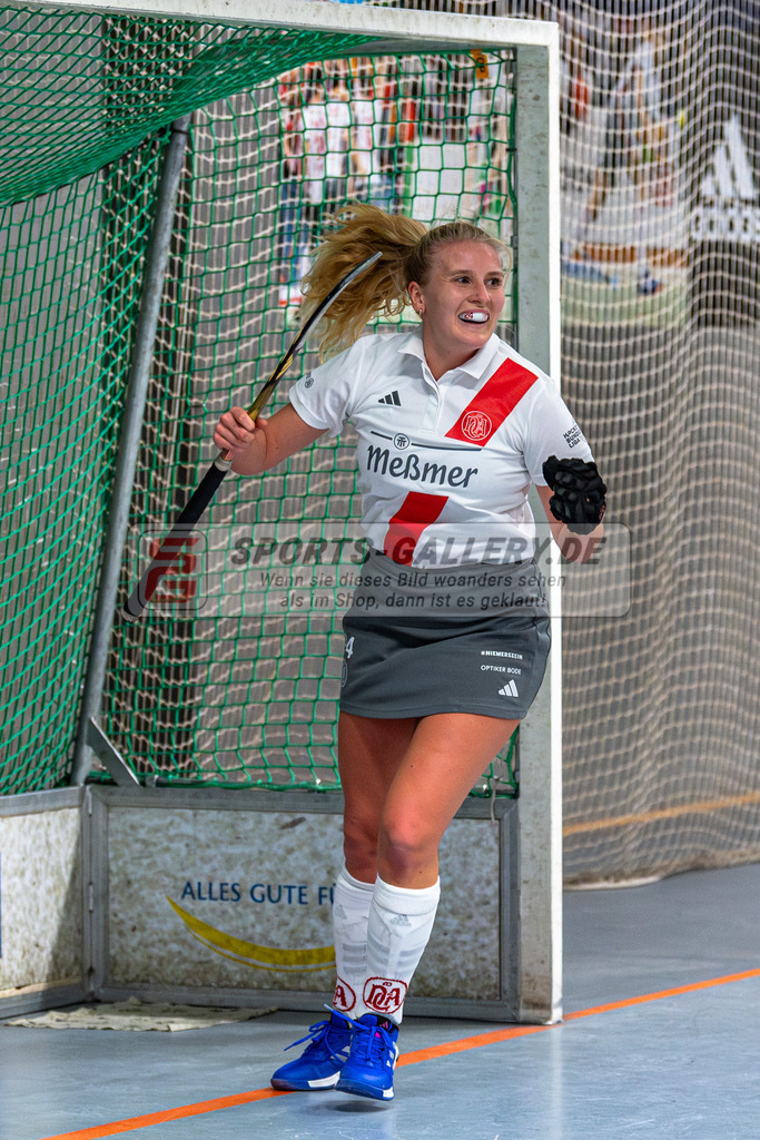 SM_2025-01-18_wD5_-198 | 1.Bundesliga Hallenhockey  VF (W) DCadA - MSC / 7:4 (2:2)