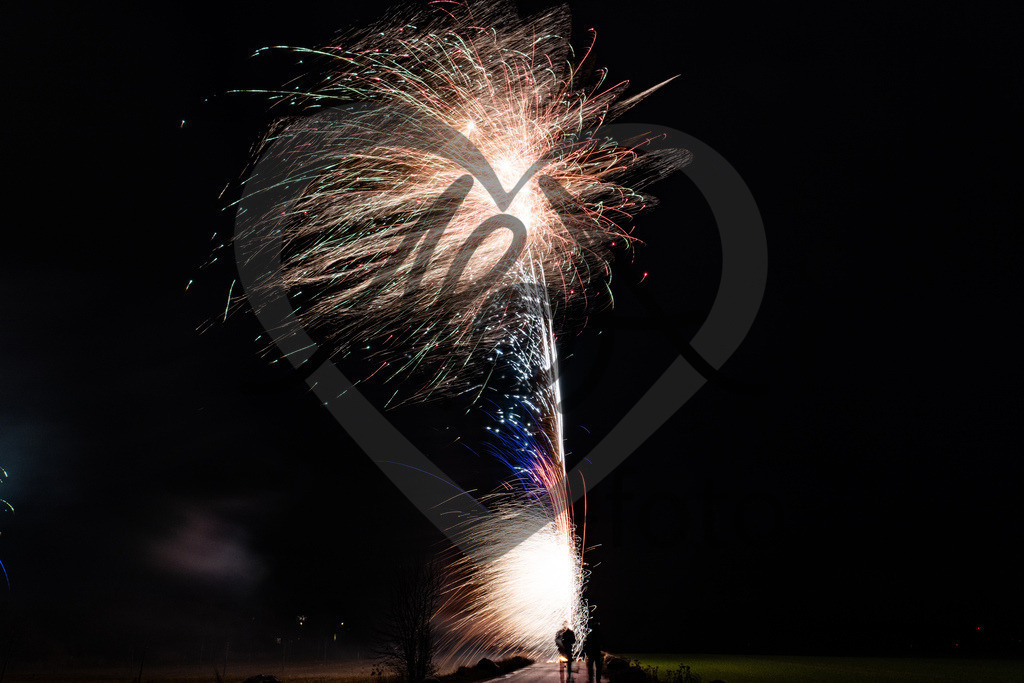 20260101_002104_Silvesterfeuerwerk | aloa-fotografie - Realisiert mit Pictrs.com