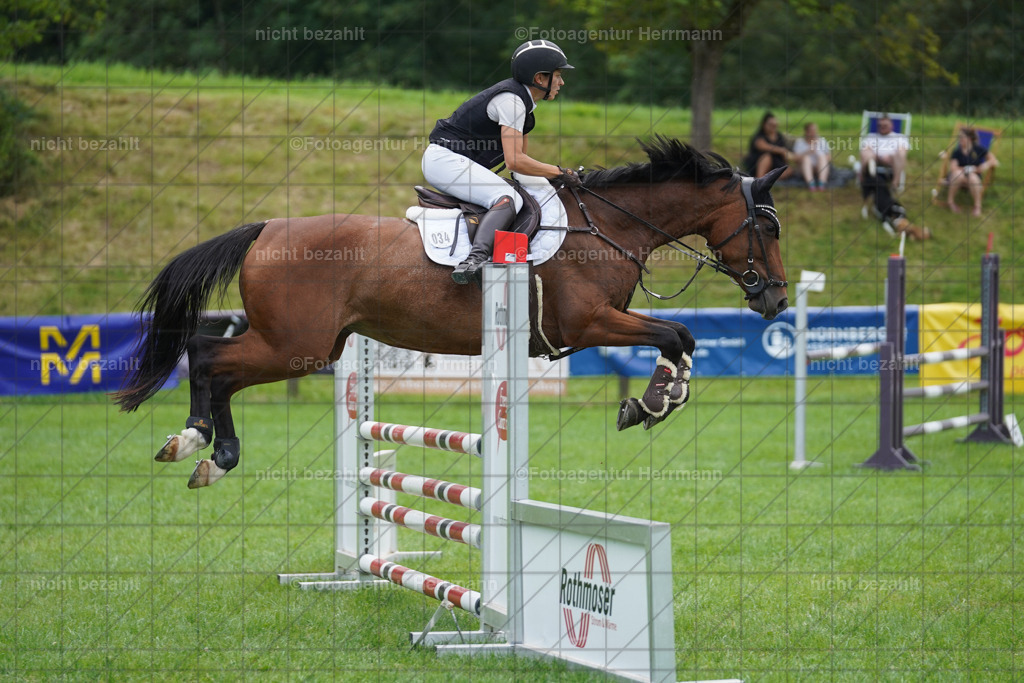 20240706-FAH06291 | Grafing Turnierfotos, Reitverein Ebersberg, Turnierfotografen Bayern, reitsportbilder, Pferdefotograf, reitsportfotograf, Sportbilder, Reitsportfotografie, Fotoagentur Herrmann, Turnierfotograf