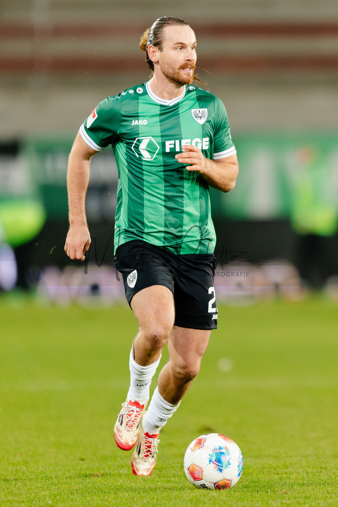 2. Bundesliga, Saison 2025/26, 15. Spieltag: SC Preußen Münster - Hannover 96 | Münster, 05.12.2025: 2. Bundesliga, 15. Spieltag, SC Preußen Münster gegen Hannover 96 im LVM-Preußenstadion in Münster. Foto: sportfotografie.ms | Markus Paletta - Realisiert mit Pictrs.com