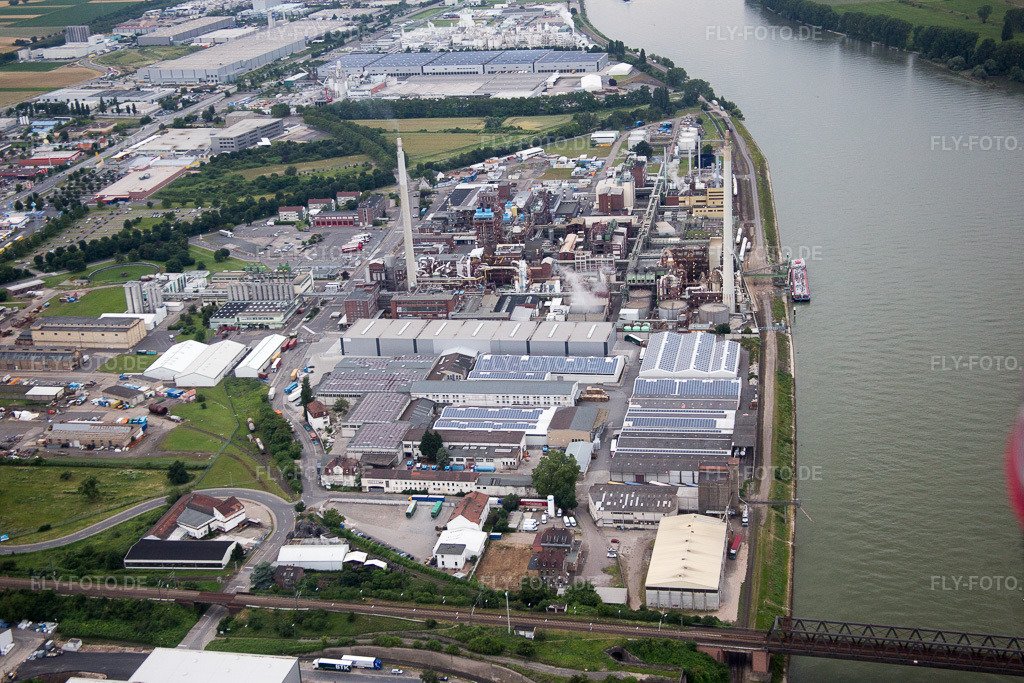 Luftbild: Synthomer Deutschland in Worms im Bundesland Rheinland-Pfalz in Deutschland. Foto: IMG_091117.jpg vom 04.07.2016 durch Werner Riehm/FLY-FOTO.de