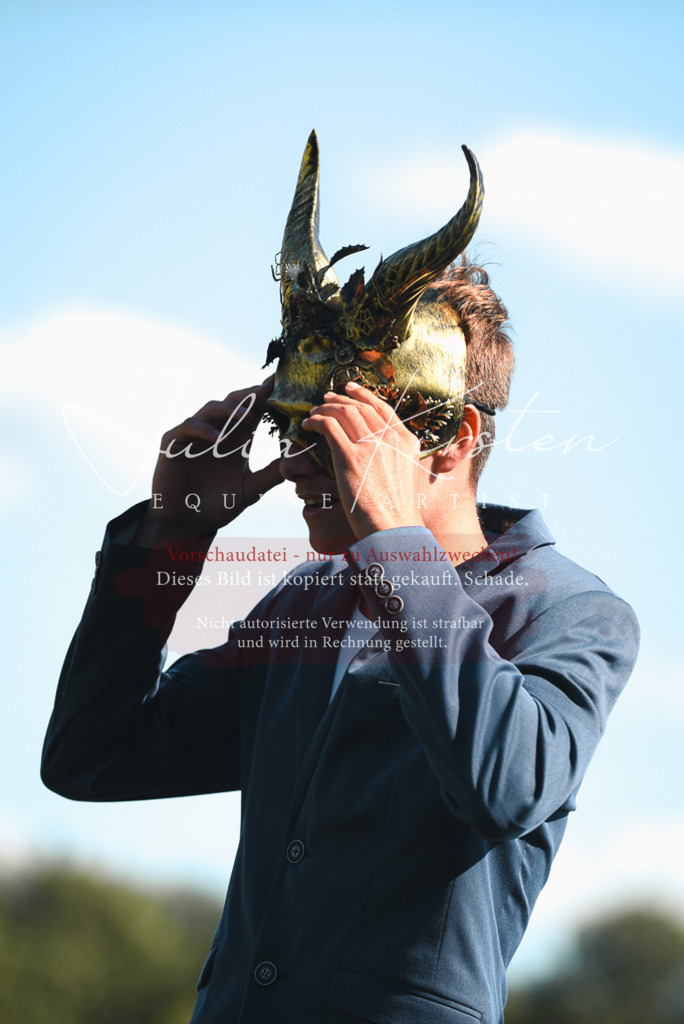 DSC_7540 | Pferde- und Turnierfotografie in Westsachsen. Pferdeportraits, Auftragszeichnungen und intuitive Kunst.