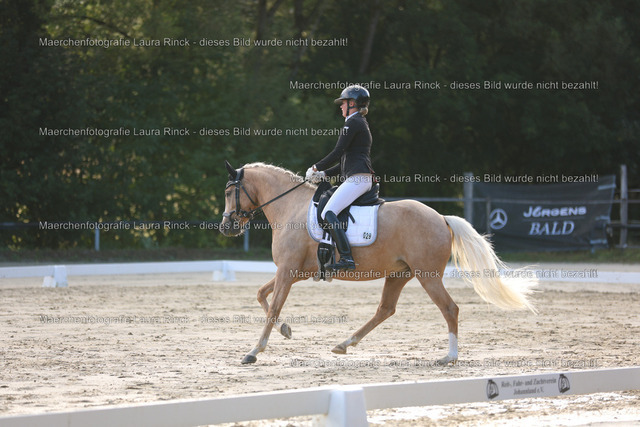 HG9A7674 | laurarinckfotografie - Realisiert mit Pictrs.com