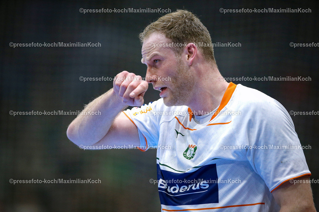Gum1HBL27042401043 | 27.04.2024, Gummersbach, Handball, Liqui Moly Bundesliga, 30.Spieltag, Schwalbe-Arena, VfL Gummersbach - HSG Wetzlar: Lenny Rubin (HSG Wetzlar) steht die Enttäuschung ins Gesicht geschrieben