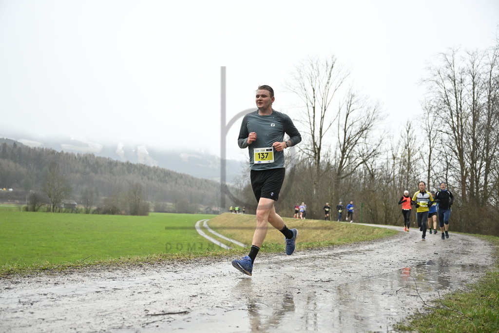 _DB27658 | Onlineshop von Fotograf Dominik Berchtold. Freiberuflicher Fotograf aus dem schönen Allgäu. Spezialisiert auf Sportfotos, Landschaftsbilder, Portraits, Reportagen und Werbefotos aus dem Allgäu. 