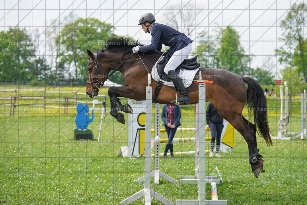 20240509-FAH02706 | Turnierbilder der Turnierfotografen Bayern, Pferdesport Fotografie, Reitsportbilder, Turnier Landberg am Lech, Turnierbilder bayern, Fotoagentur Herrmann