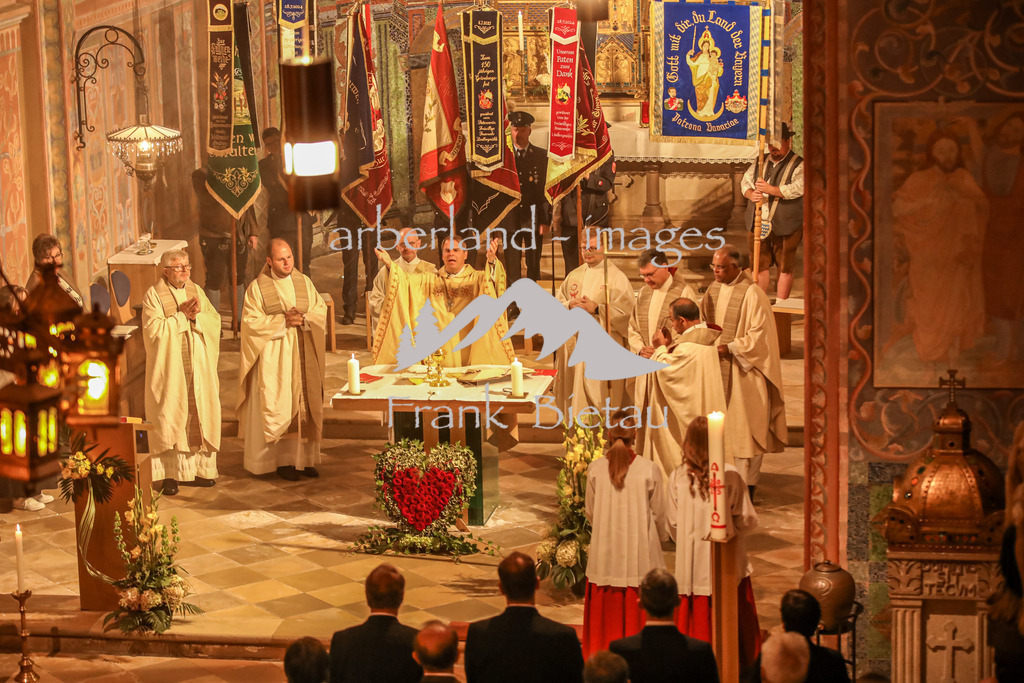 OE7A4822 | Medien- Sport- Entertainmentfotos