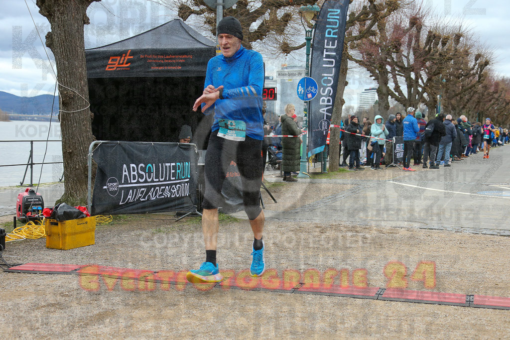 231231_1158_EX1_4800 | Sportfotografie im Rhein-Sieg Kreis, Köln, Bonn, NRW, Rheinland Pfalz, Hessen, etc. Unser Tätigkeitsfeld umfasst den Laufsport vom Volkslauf über den Marathon, Duathlon, Triathon bis zum Ultralauf wie Kölnpfad Ultra oder Schindertrail.