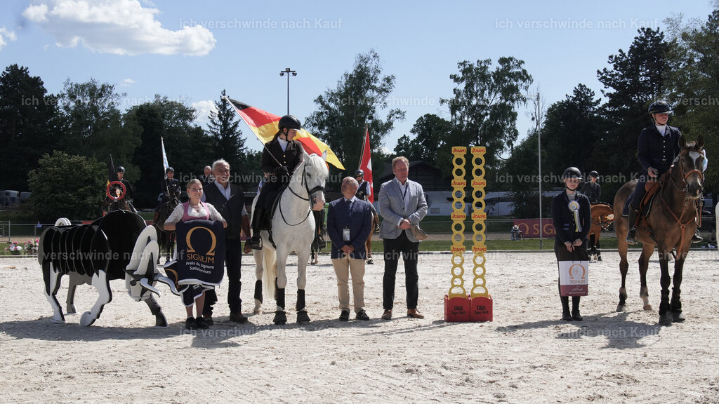 WE_SP_Stoib_Siegerehrung_PI2025_2152 | Pferd International München 2025