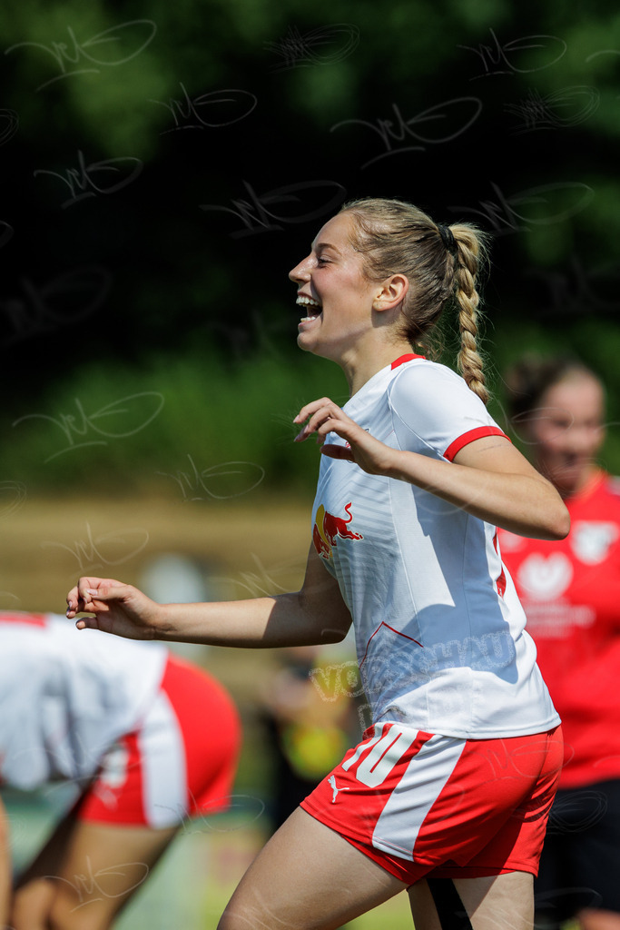 1. FC Rodewisch vs. RasenBallsport Leipzig II | Sachsenlotto Landespokal Frauen Ausscheidungsrunde 2026/27: 1. FC Rodewisch vs. RasenBallsport Leipzig II - Realisiert mit Pictrs.com