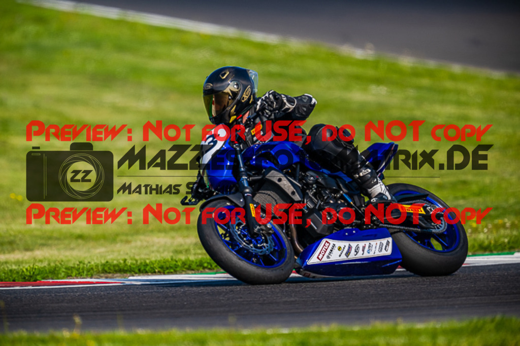 MaZZes_FotoMatrix_220506_96235 | Fotograf Mathias Schmid
Sportfotograf,
Eventfotograf,
Hochzeitsfotograf,
Portraitfotograf