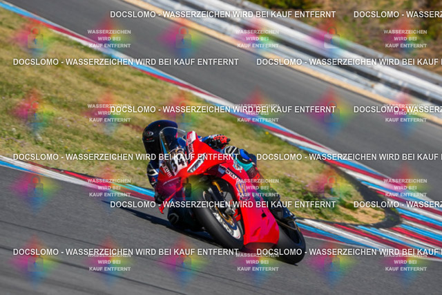 2026_05_02_PBK_22212_LRX | Sportfotografie; SlowMotion; Video; Rennstrecke; Hafeneger; Speer; Racing; RSE; BMW; CBO; Trackday; Motorsportarena; Hockenheimring; Brno; Most; Barcelona; Valencia
