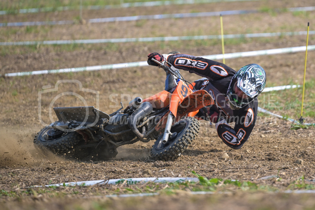 Motortrotti-Rennen Buch am Irchel - 16. August 2025 | Motortrotti-Rennen Buch am IrchelBuch am Irchel, Kt. ZürichBild: Sportfotografie Markus Aeschimann | www.markus-aeschimann.ch - Realisiert mit Pictrs.com