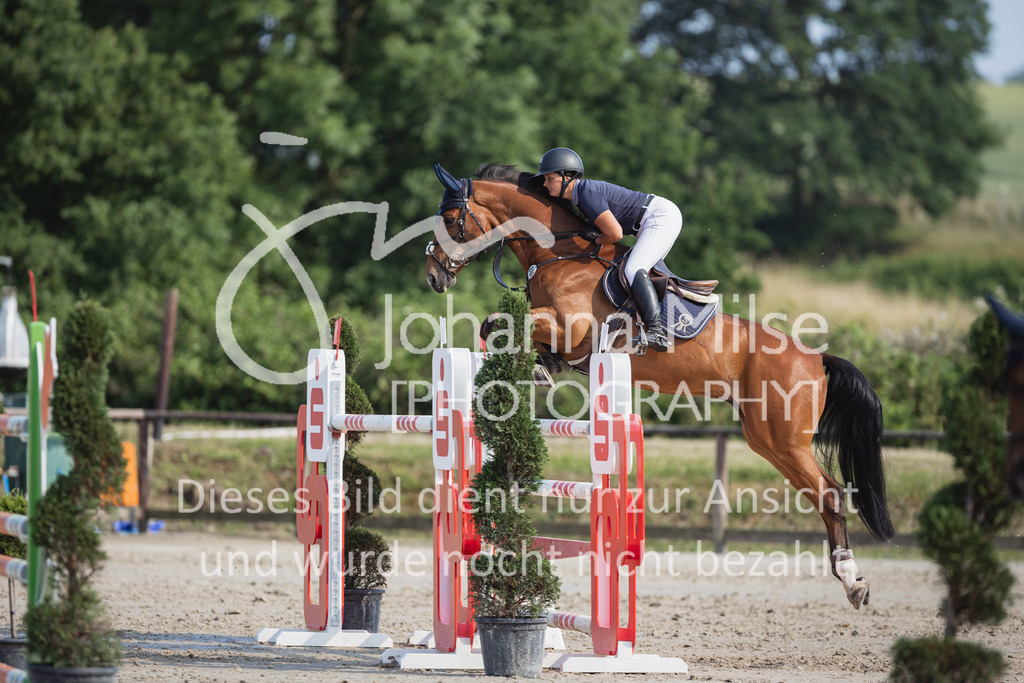 230624_PfSpTa_Youngster-S-343 | Deine schönsten Turniermomente als professionelle Fotos! Entdecke hochwertige Pferdesport-Fotografie im Online-Shop. Jetzt Fotos finden & bestellen!