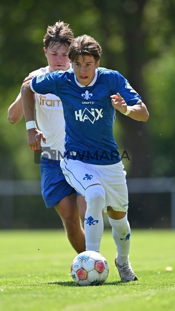 Fußball I Herren I Mannschaftsshooting I Saison 2026-2027 I TSG Hoffenheim II | Nader El-Jindaoui (#30) 13.07.2026 Nahaufnahme, Einzelfoto, Freisteller, Portrait, Porträt, Einzelbild, Herren, 3. Liga, Hoffenheim II, Baden- Wüttemberg, Dietmar-Hopp-Stadion, Teamfoto, Teamshooting, Mannschaftsfoto, Juli - Realisiert mit Pictrs.com