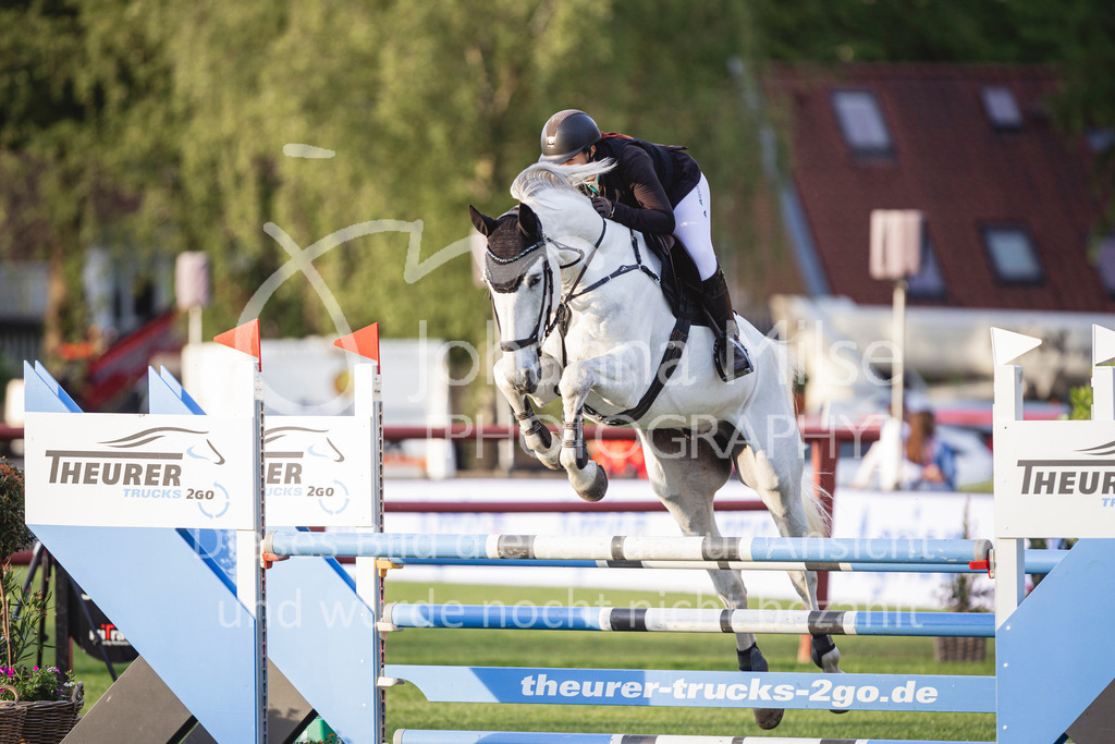 240510_Hamburg_Amateur-Small-339 | Deine schönsten Turniermomente als professionelle Fotos! Entdecke hochwertige Pferdesport-Fotografie im Online-Shop. Jetzt Fotos finden & bestellen!