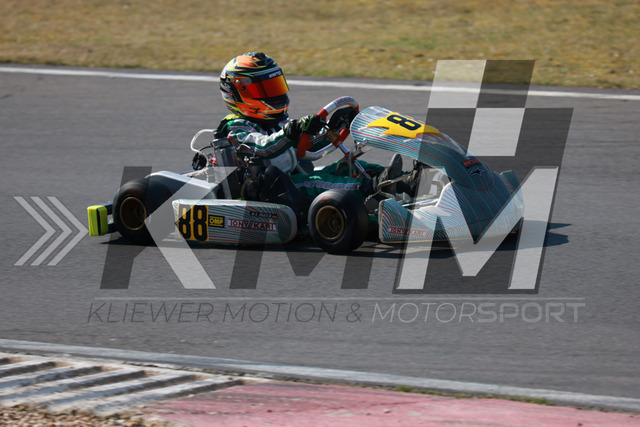 0DKP2359 | Kliewer Motion & Motorsport - Realisiert mit Pictrs.com