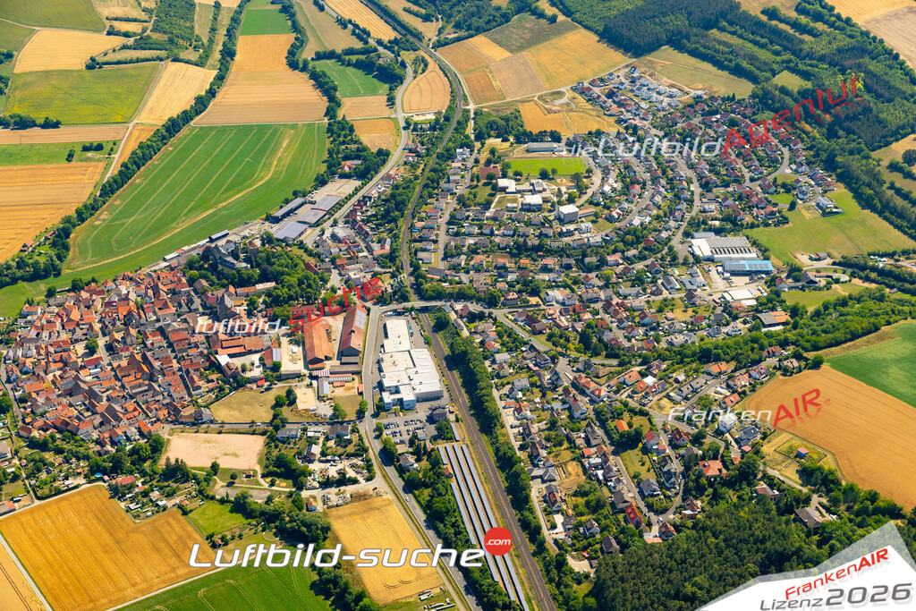 Das Luftbild zeigt :  Thüngen - Die Luftaufnahme wurde 2023 vom UL-Flugzeug aus erstellt ( keine Drohne ) - Hochauflösende Luftaufnahme - Für grossformatige Ausdrucke geeignet. Die Geschenkidee !Mit Lizenz und Bildrechte bestellbar