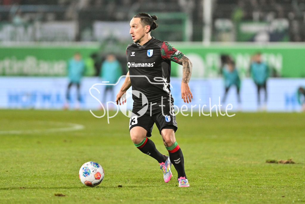 SpVgg Greuther Fürth - 1. FC Magdeburg | FUERTH, GERMANY - 06. FEBRUARY: am Ball Baris ATIK (1. FC Magdeburg 23) Einzelfoto / Freisteller während dem Match zwischen der SpVgg Greuther Fürth und dem 1. FC Magdeburg am 21. Spieltag der 2. Bundesliga im Sportpark Ronhof Thomas Sommer