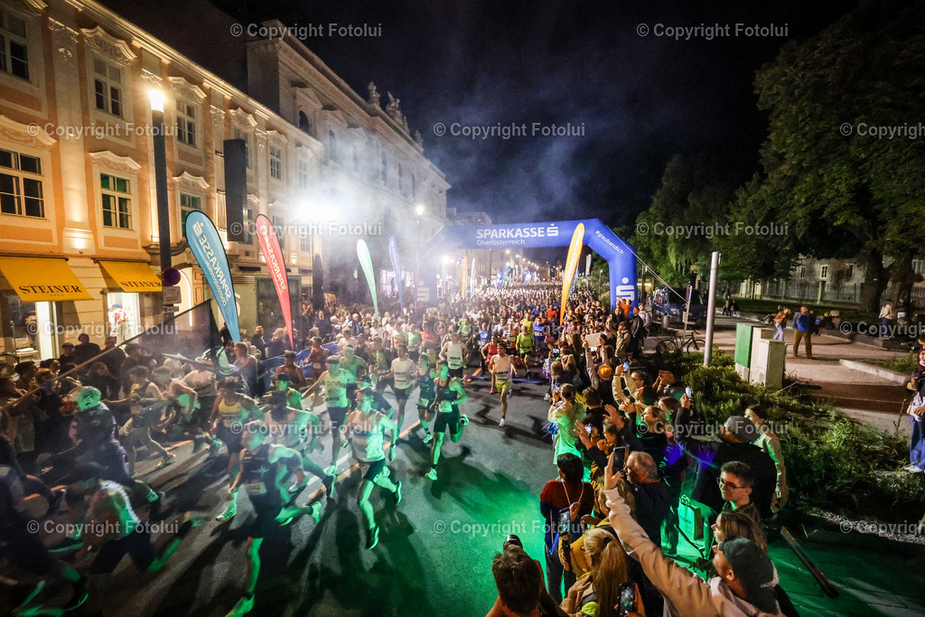 A-BINDER_20240926_0108 | Linz  AUSTRIA,26.Sept..2024 -Night Run Linz, Image shows Photo: Sportmediapics.com/ Manfred Binder