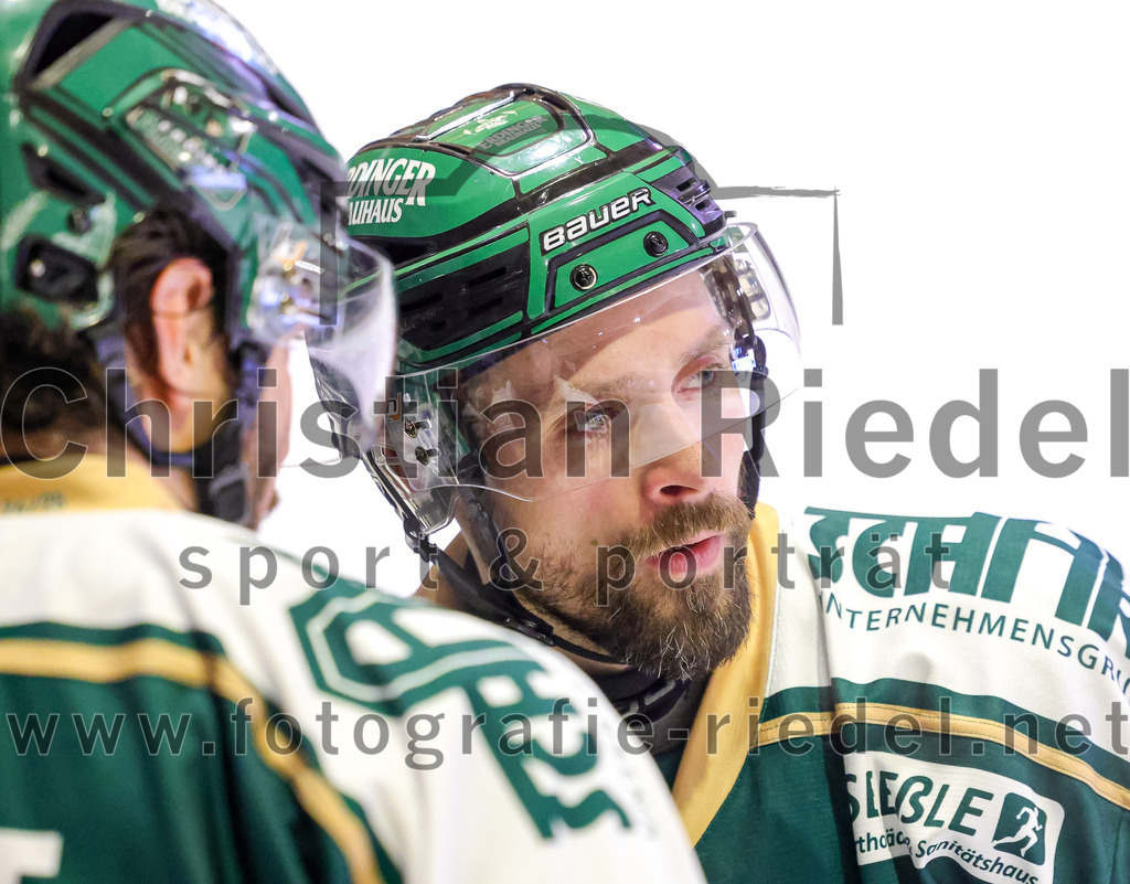 2026-02-27_130_TSV_Erding_gegen_EV_Fuessen | Erding, Deutschland, 27.02.2026:Eishockey, Oberliga Süd 2025 / 2026, 51. Spieltag, TSV Erding gegen EV Füssen, Endergebnis: 2:4Philipp Michl (Erding Gladiators, #77)Foto: Christian Riedel / fotografie-riedel.net