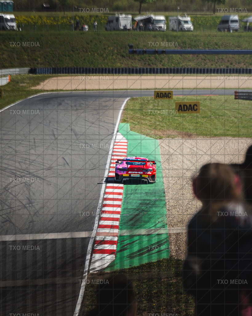 TXM06698 | Exklusive Motorsport-Fotografie aus Leipzig von TXO Media – für Rennfahrer, Teams & Sponsoren. Sausemuth liefert starke Bilder, die Emotion zeigen. Jetzt buchen & glänzen! - Realisiert mit Pictrs.com