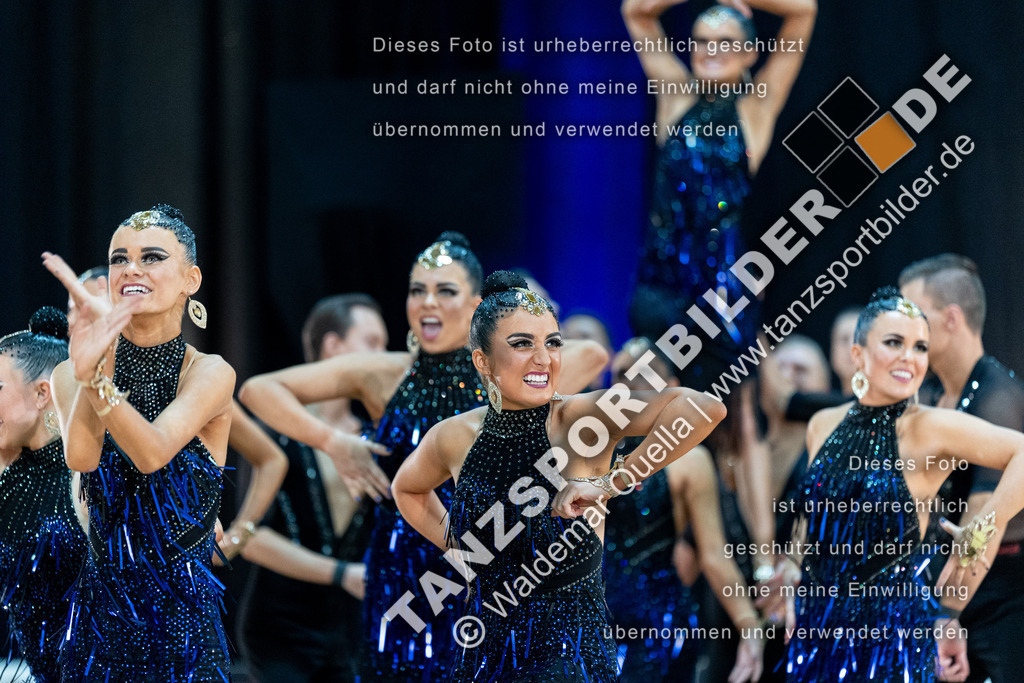 20240120-03086 | Hier finden Sie Tanz Bilder vom Latein und Standard Formationen tanzen. Sportbilder vom Tanzsport. Schöne Fotos und von Weltmeisterschaft, Europameisterschaft, Bundesliga, Regionalliga, Oberliga und Landesliga sowie von GOC Stuttgart, DanceComp, WM Bremen
