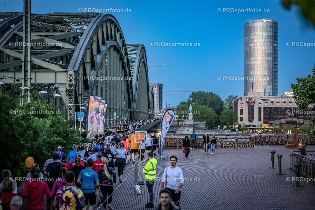 16. OBI Nachtlauf des ASV Koeln; Koeln, 17.05.23 | Impressionen vom 16. OBI Nachtlauf des ASV Koeln am 17.05.23 am Altstadt in Koeln (Deutschland). Foto: BEAUTIFUL SPORTS/Bernd Hoffmann