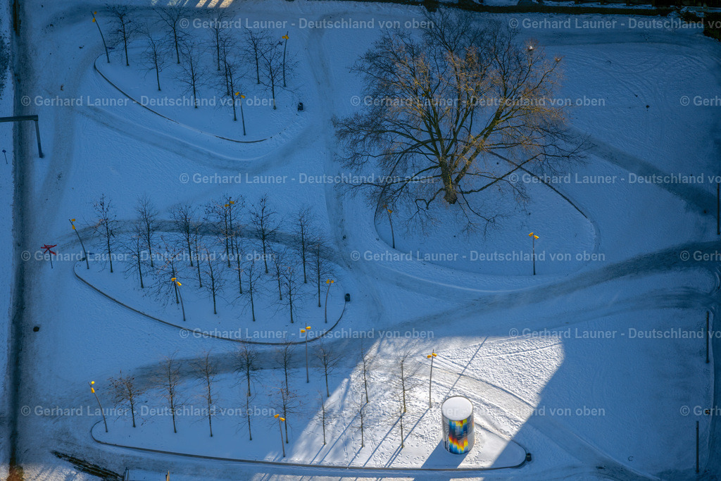 4043826 | schneebedeckter Park der Partnerstädte, Dortmund
