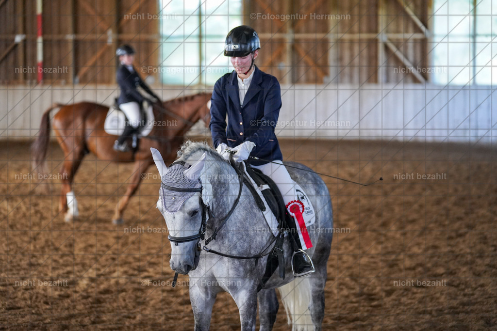 20230916-FAH08569 | Landsberg am Lech 2023, Turnierbildern, Turnierbilder Bayern, Reitsportfotograf, Pferdefotograf Bayern, Turnierfotos Landsberg, Fotoagentur Herrmann, Turnierfotografen Bayern