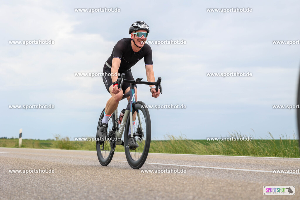 BR8A4127 | Stadttriathlon Erding 2025. #yourpictrs #sportshot_your_pictrs @Sportshotphotography #stadttriathlonerding Copyright: www.sportshot.de