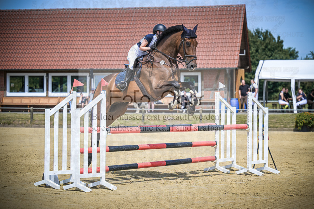 DOS_8745 | Entdecke hochwertige Reitturnierfotos von Foto Oger. Professionell, emotional und authentisch – jetzt Lieblingsmomente im Shop bestellen.Deutschlandweite Turnierfotografie. - Realisiert mit Pictrs.com