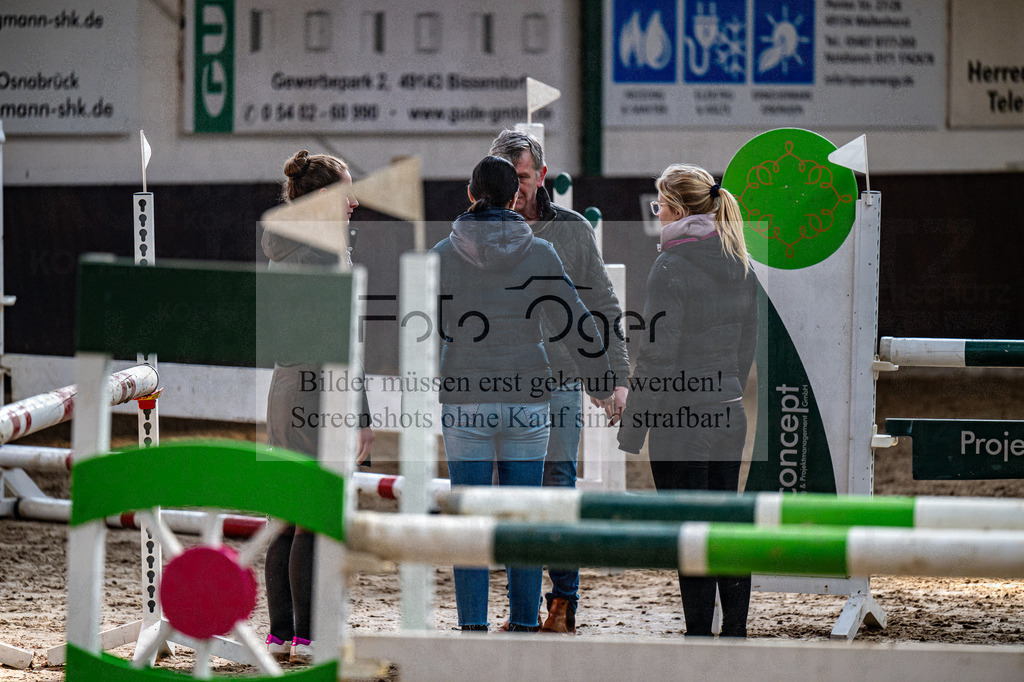 DOS_3751 | Entdecke hochwertige Reitturnierfotos von Foto Oger. Professionell, emotional und authentisch – jetzt Lieblingsmomente im Shop bestellen.Deutschlandweite Turnierfotografie. - Realisiert mit Pictrs.com
