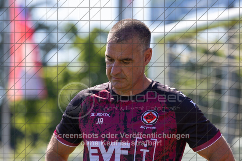 20250629_103404_0255 | #,1.Göppinger SV, Fussball, Oberliga BW - Trainingsauftakt, Saison 2025/2026, Rasensportplatz Stadion SV Göppingen, Hohenstaufenstr. 116, 73033 Göppingen, 29.06.2025 - 10:30 Uhr,Foto: PhotoPeet-Sportfotografie/Peter Harich