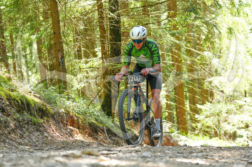 FC604228 | Fotogalerie der Treibjagd im Dunkelwald - Dein MTB Etappenrennen im Erzgebirge - Realisiert mit Pictrs.com