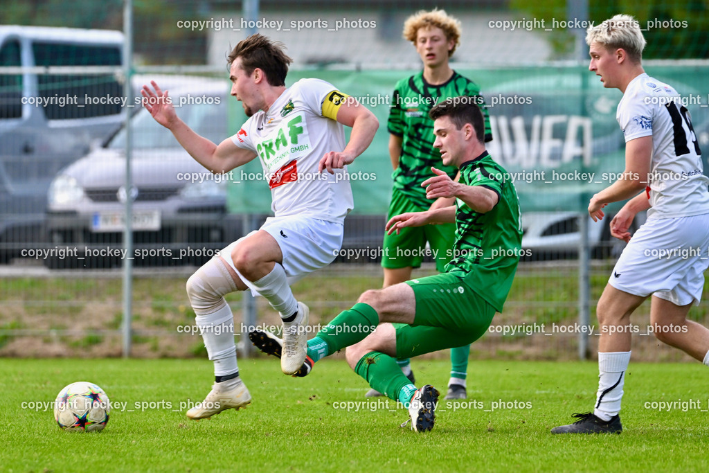 SC Landskron vs. Rapid Lienz | #5 Lukas Lassing Rapid Lienz, #13 Christopher Kotz SC Landskron, #16 Peter Fleissner Rapid Lienz, SC Landskron vs. Rapid Lienz, SC Landskron vs. Rapid Lienz am 22.09.2024 in Villach (Sportanlage Landskron), Austria, (Photo by Bernd Stefan)