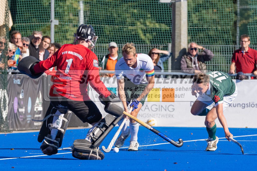 HK_20221009_100810 | 1. Bundesliga Herren Crefelder HTC - Uhlenhorst Mülheim am 9.10.2022 Crefelder HTC, Krefeld , Niklas Wellen ( Crefelder HTC 10 ) , Lennart Küppers Torwart ( Uhlenhorst Mülheim #1 ) , Jannik Enaux ( Uhlenhorst Mülheim #15 )