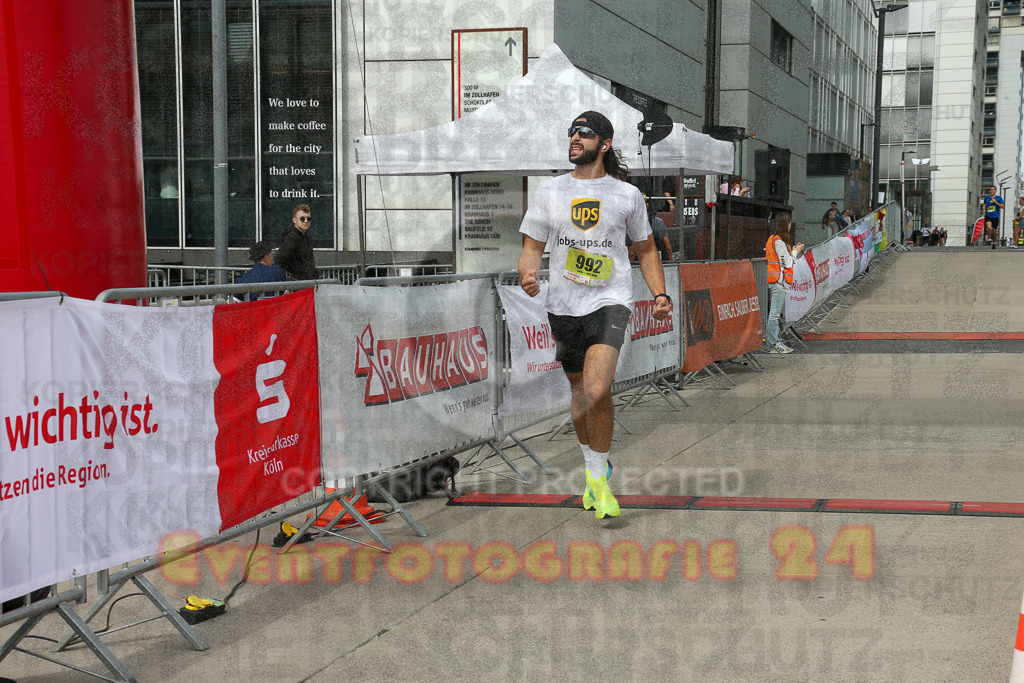 250920_1319_EX1_4007 | Sportfotografie im Rhein-Sieg Kreis, Köln, Bonn, NRW, Rheinland Pfalz, Hessen, etc. Unser Tätigkeitsfeld umfasst den Laufsport vom Volkslauf über den Marathon, Duathlon, Triathon bis zum Ultralauf wie Kölnpfad Ultra oder Schindertrail.