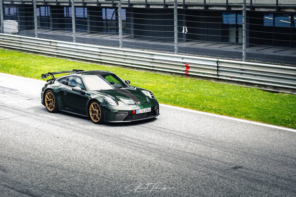 R6AT3422 _Alexander Tschuncky | Entdecken Sie die faszinierende Welt von Alexander Tschuncky Arts: Kreative Fotografie, atemberaubende Automobilkunst und hochwertiger Bilderdruck. Lassen Sie sich inspirieren! - Realisiert mit Pictrs.com