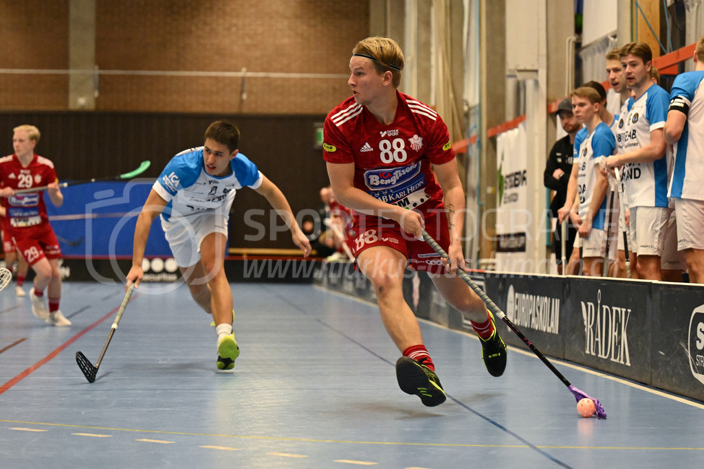 Strängnäs IBK vs FBC Kalmarsund Ungdom - 6. =January= 2024 | Strängnäs IBK vs FBC Kalmarsund Ungdom
Thomas Arena, Strängnäs
Casper Nilsson (#88 Strängnäs IBK)
Bild: Sportfotografie Markus Aeschimann | www.markus-aeschimann.ch - Realisiert mit Pictrs.com