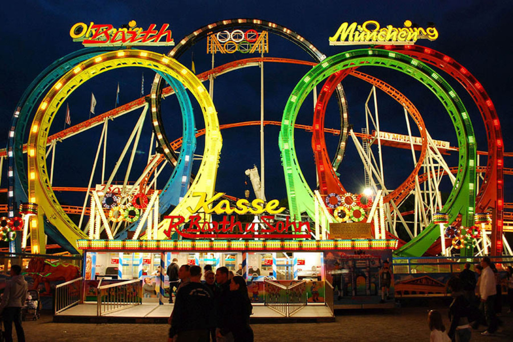 Foto: Leipzig - Leipziger Kleinmesse | Das Team hinter BILDLEXIKON LEIPZIG bündelt historische wie aktuelle Informationen über die Stadt Leipzig in Text und Bild auf einer Plattform und stellt diese der interessierten Öffentlichkeit zur Verfügung.