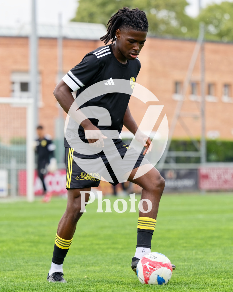 002_DZ8_5458_M | Schweiz AXA Womens Super League 2025/26, FC Thun vs FC Luzern - Stockhorn Arena, Thun: 